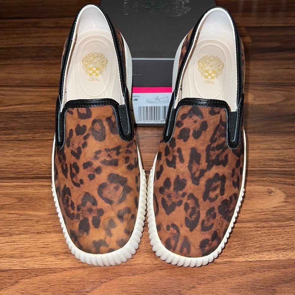 Copy - VINCE CAMUTO ALJETTI SLIP-ON SNEAKER